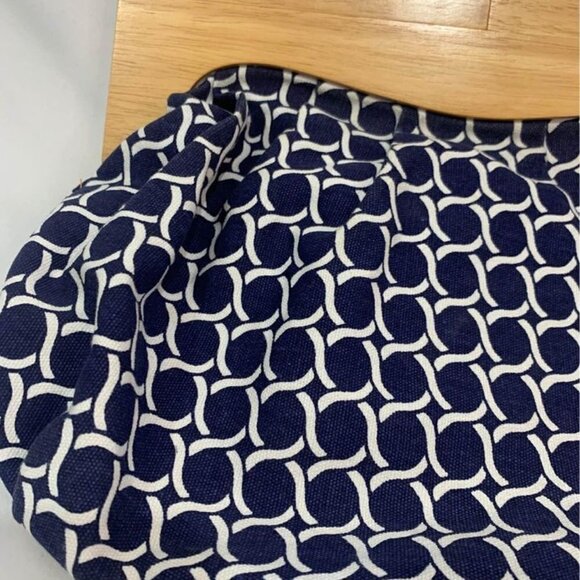 WOMAN’S canvas/wood clutch purse. Mediterranean style. New condition. Navy/white - Picture 2 of 8